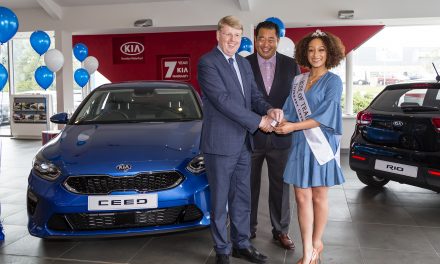 The Rose of Tralee collects her new KIA Ceed.