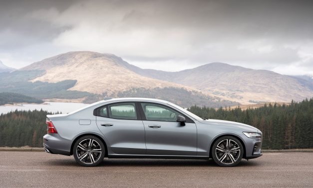 New VOLVO S60 T5 R-Design – It’s Time To Control The Road.