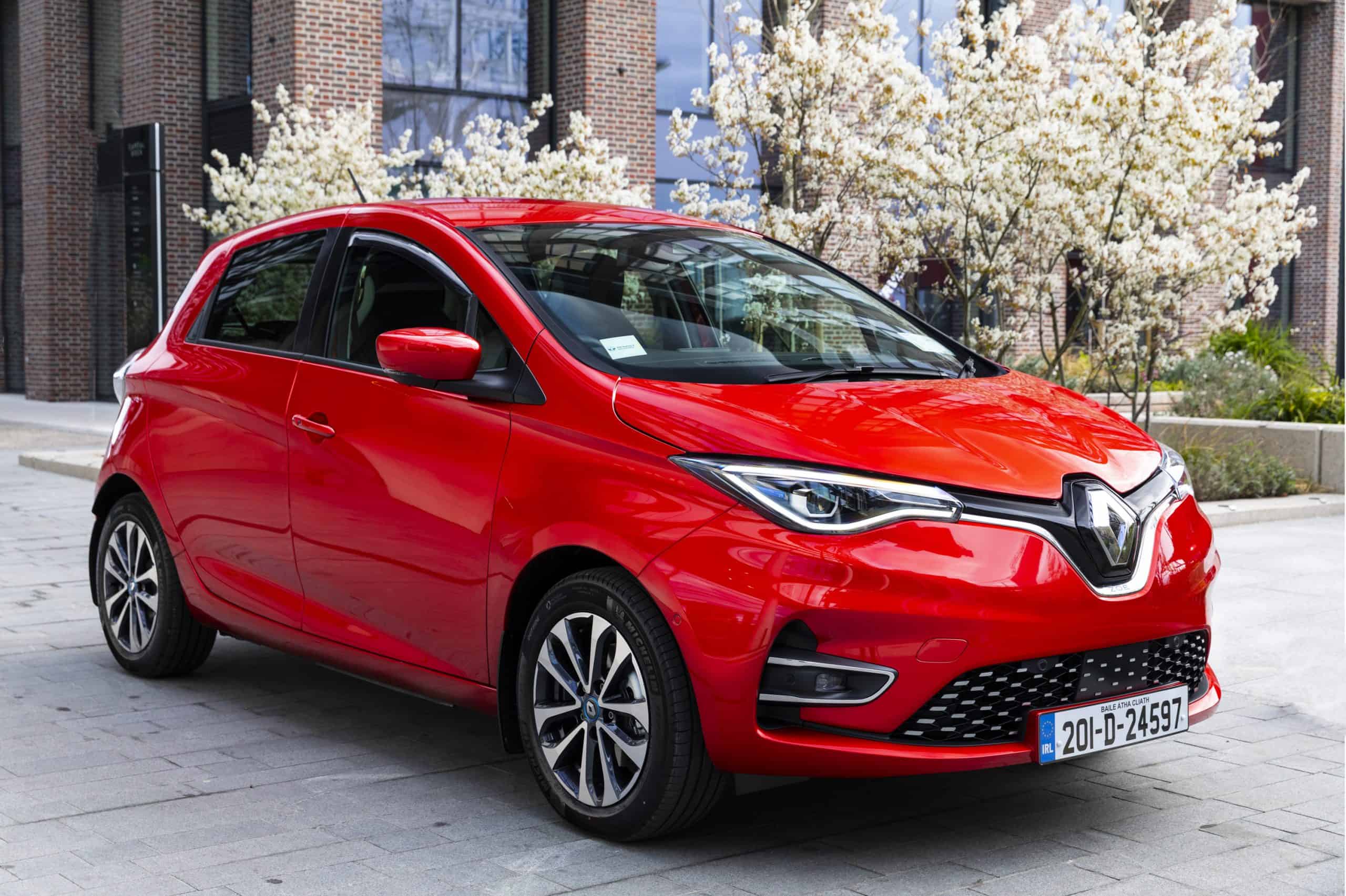 renault zoe is irelands best selling electric car for july 2020