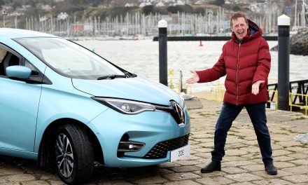 It’s Electric – Renault celebrates 10 years of The Ian Dempsey Breakfast Show Sponsorship.