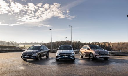 Mercedes-Benz Cars delivers 590,999 passenger cars in Q1, achieves double-digit growth.