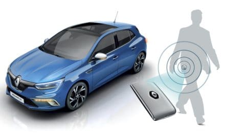 Renault Hands-Free Key Card – 20 Years of Innovation in the palm of your hand.