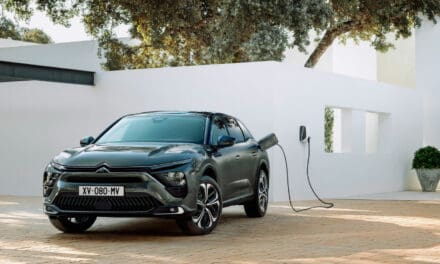 Citroën announce full details of new C5 X model.