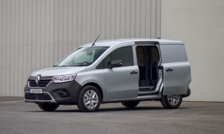 All-New Renault Kangoo Van (Diesel) is Efficient, Smart & Versatile.  